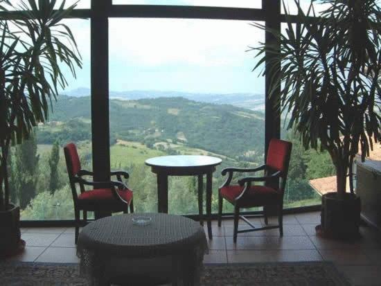Hotel Tortorina Urbino Extérieur photo